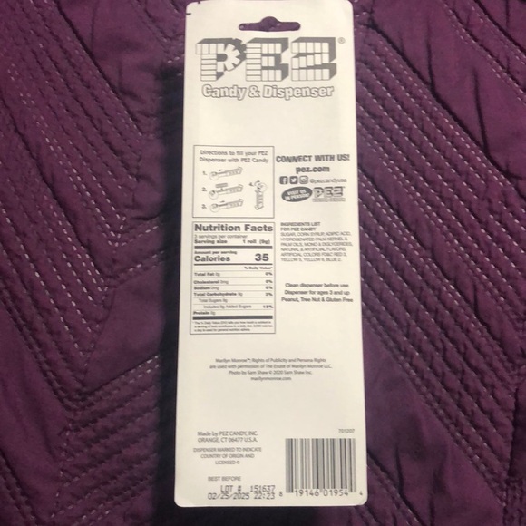 Limited Edition Marilyn Monroe Collectible Pez - Picture 2 of 3